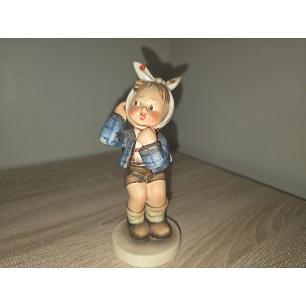 Vintage Hummel Figurine "Boy With Toothache" TMK 2 #217 5.5"‎ Goebel Germany